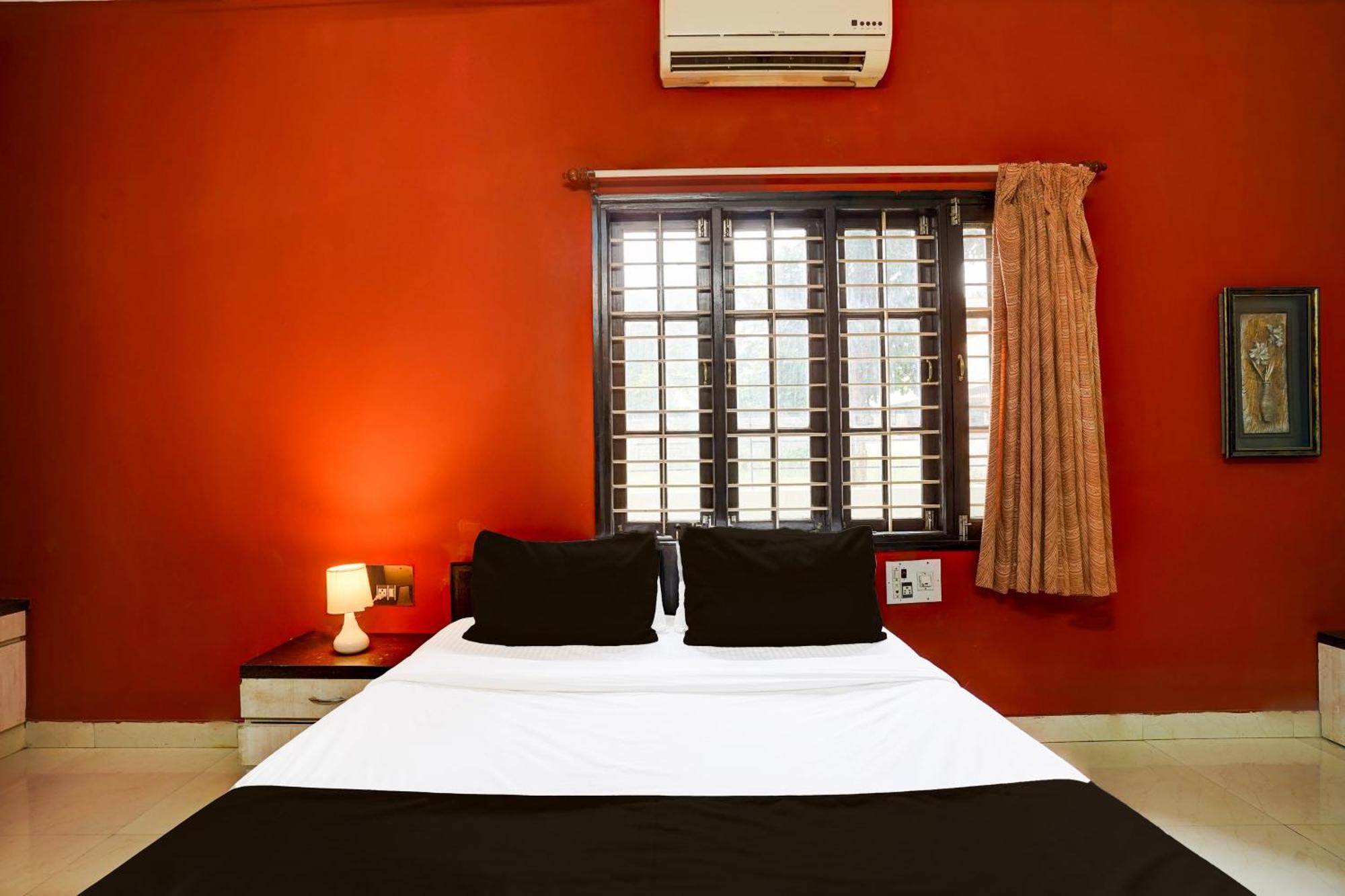 Hotel O Varun Residency Kammasandra Екстер'єр фото