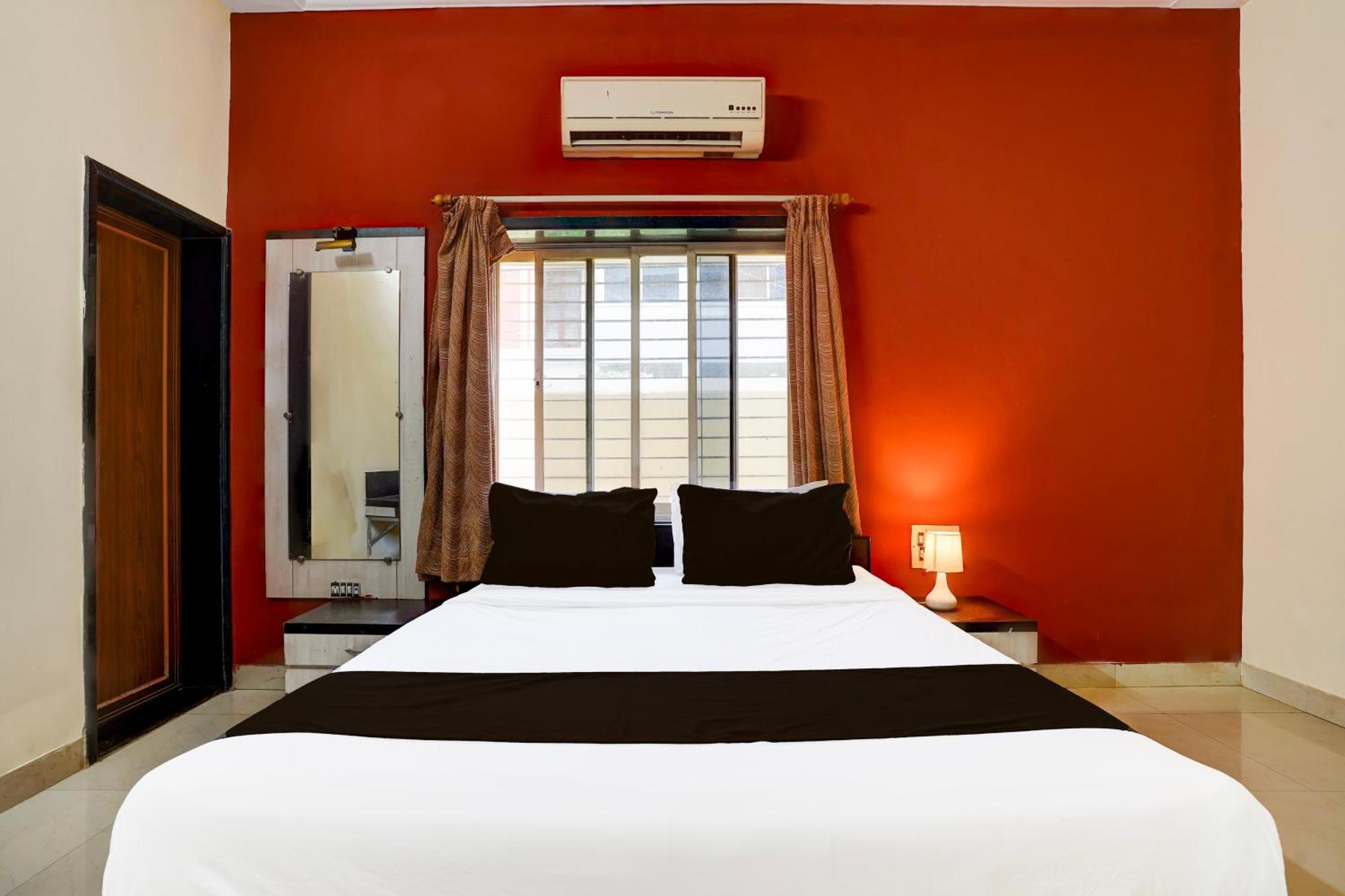 Hotel O Varun Residency Kammasandra Екстер'єр фото