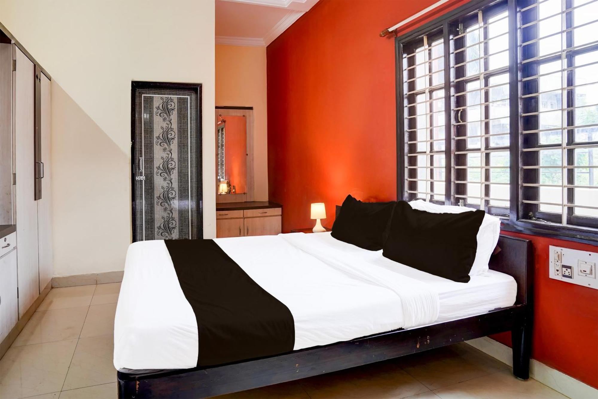 Hotel O Varun Residency Kammasandra Екстер'єр фото